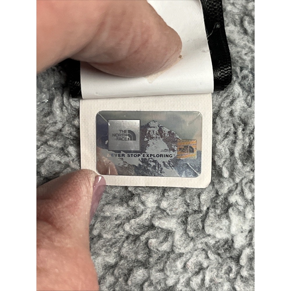 The North Face EUC Boys 1/4-Zip Warm Outdoor Gray Sweater-Fleece Pullover -‎ XL - Picture 11 of 11